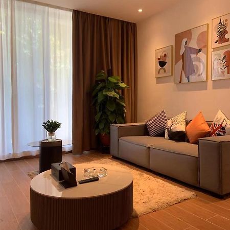 Guangzhou Fangyuan Hotel - - Free Shuttle Bus To Canton Fair Complex During 14Th Apr To 4Th May Buitenkant foto
