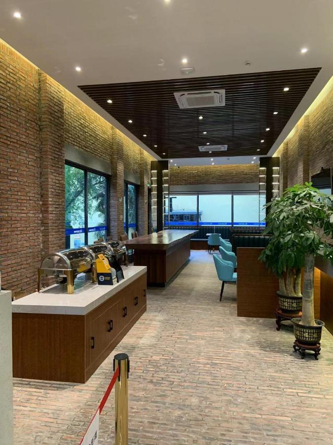Guangzhou Fangyuan Hotel - - Free Shuttle Bus To Canton Fair Complex During 14Th Apr To 4Th May Buitenkant foto
